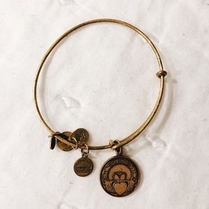 ALEX AND ANI - irish claddagh
